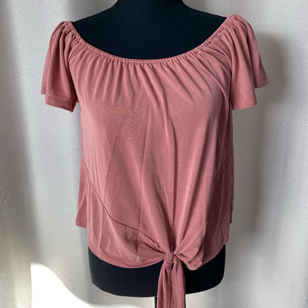 ⭐️Tie Waist Top⭐️